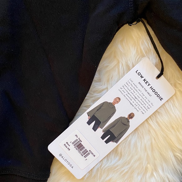 NEW! ALO Yoga Low Key Wide Sleeve Hoodie - Picture 5 of 5